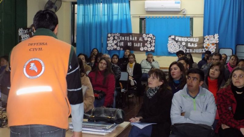 Ultiman detalles para el simulacro de evacuación en el Colegio del Carmen