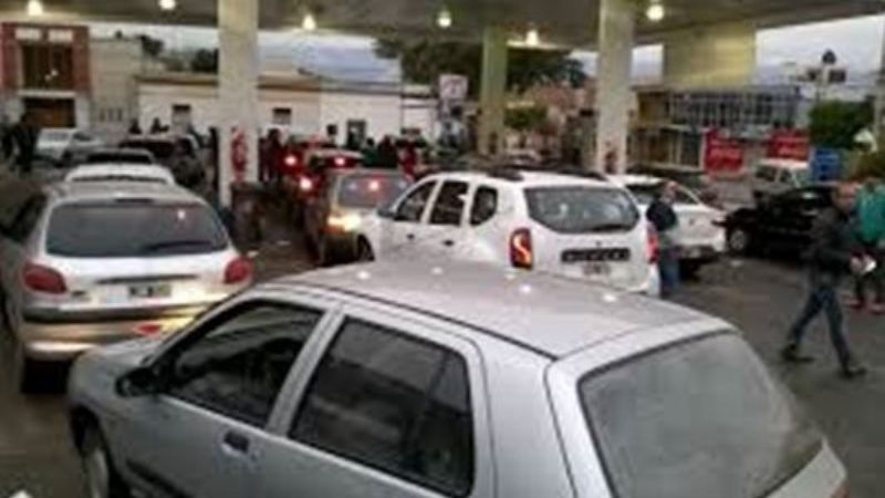 Taxistas y remiseros perjudicados por las restricciones en la venta de GNC