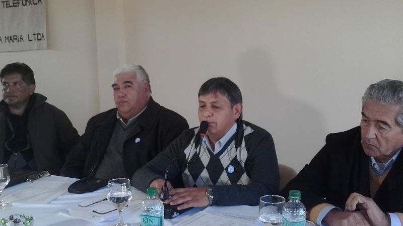 Andersch presentó informes y reclama que Sánchez pida disculpas