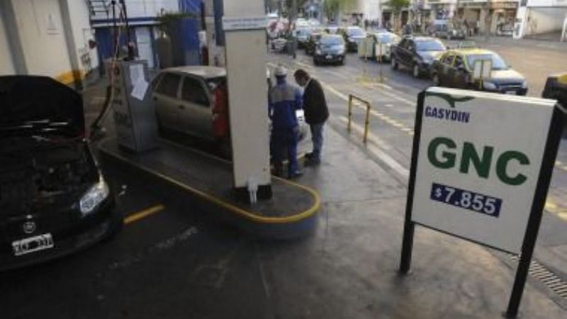El sector privado debate si el precio del GNC debe equipararse al del gasoil