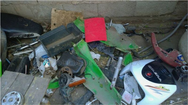 Tras un registro domiciliario, secuestran moto partes en Valle Viejo