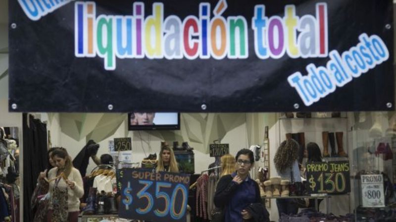 Según CAME, las ventas minoristas cayeron 9,8% en junio