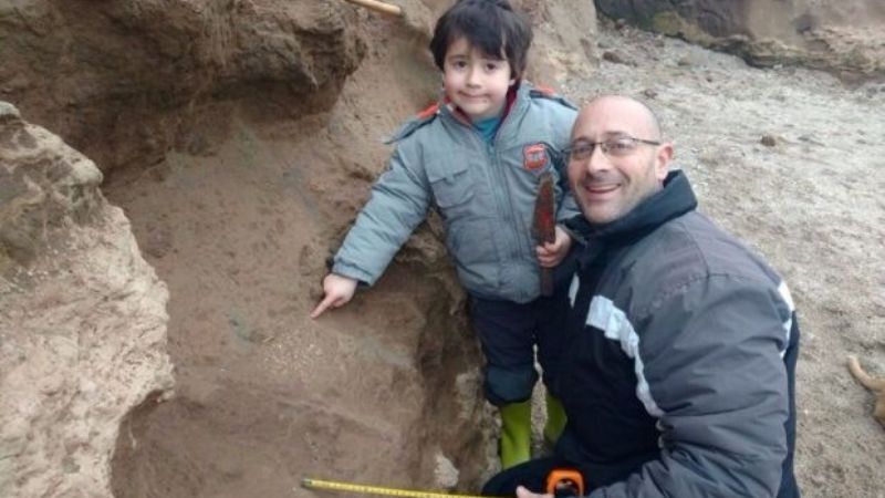 Un nene encontró restos paleontológicos de más de medio millón de años