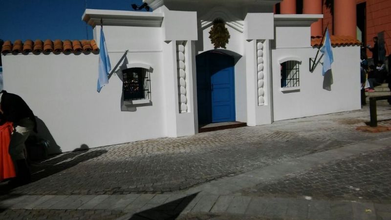 Comenzó el acto por el Bicentenario de la Independencia