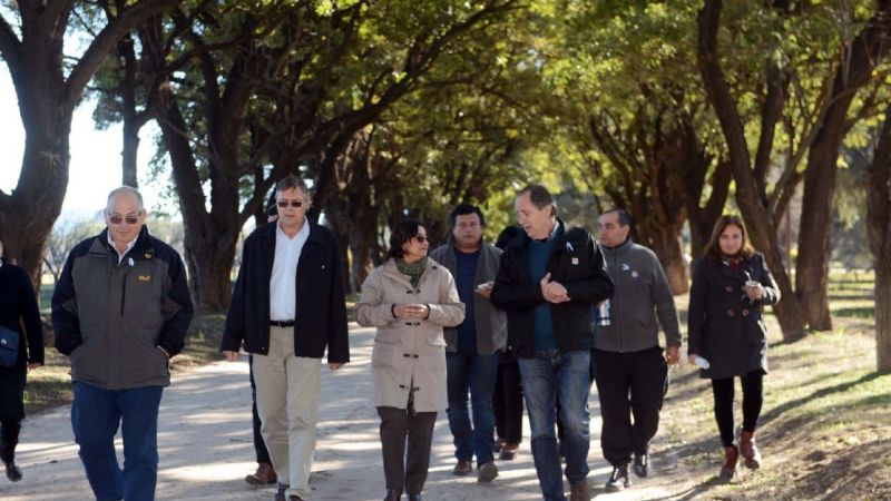 Lucía visitó los laboratorios del INTA