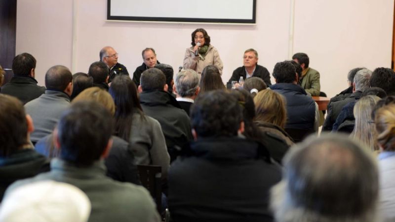 Lucía visitó los laboratorios del INTA