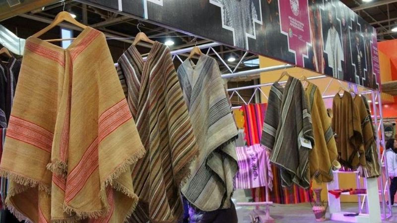 Marcha de ponchos “Al Poncho con Poncho”