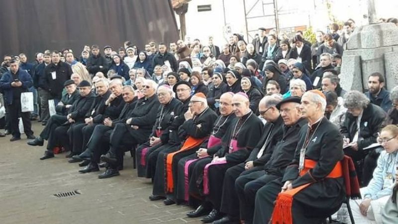 Acta-compromiso “Una Casa fraterna y solidaria”