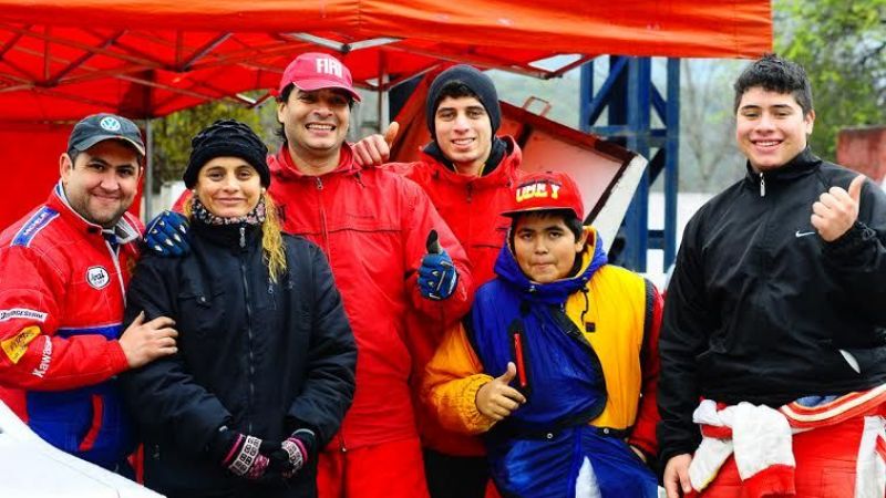 Diego y Tomi Vega cumplirán el sueño de correr ante su gente