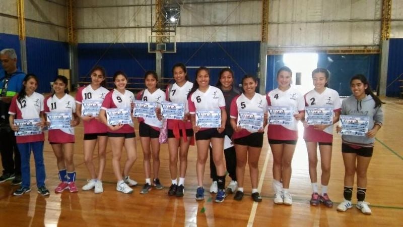 El handball femenino con equipo para “Evita”