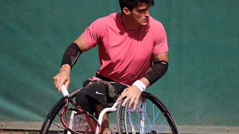 Campeón y abanderado paralímpico, embajador del INADI