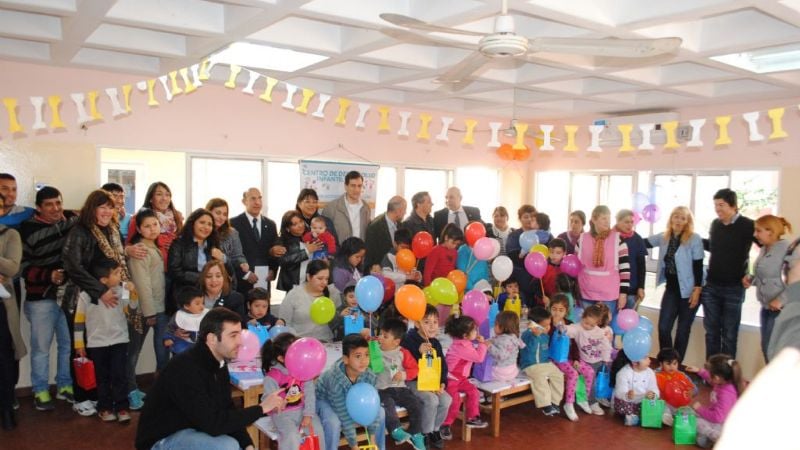 Profesionales de la UNCA trabajaron en el saneamiento de títulos de Casa Cuna