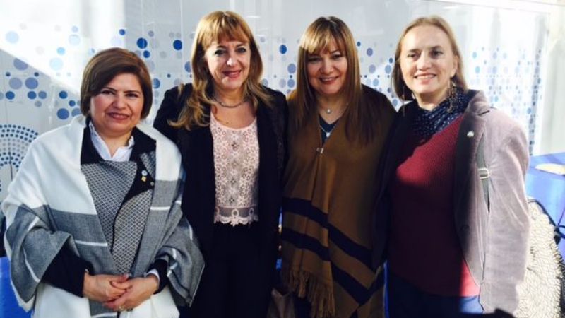 La Comisión de Economías Regionales se sumó a la campaña de la miel