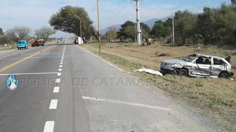 Choque y vuelco en Capayán