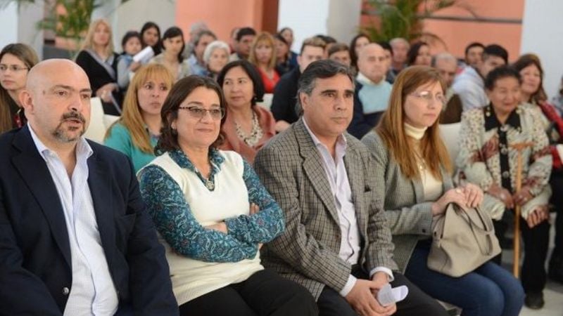 La Gobernadora entregó aportes a emprendedores por $400.000