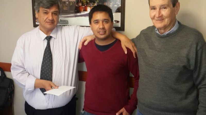 Senador Seco recibió a estudiante becado