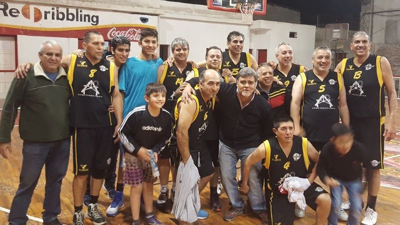 Con el título de la Sénior, Aragón metió “doblete” en el Maxibasquet