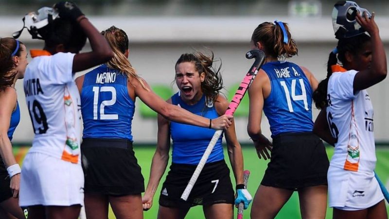 Las Leonas golearon a la India y enfrentarán a Holanda en los cuartos de final