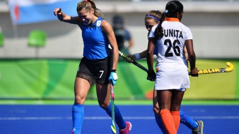 Las Leonas golearon a la India y enfrentarán a Holanda en los cuartos de final