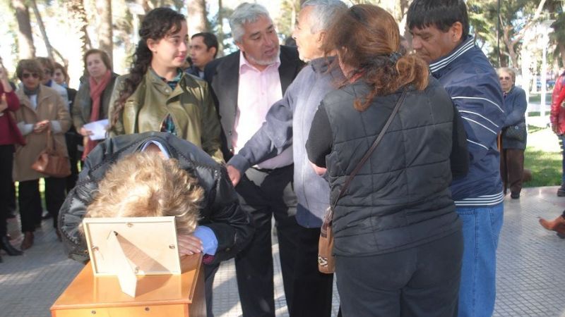 Conmovedora recepción de los restos de Juan Francisco Carreras en Belén