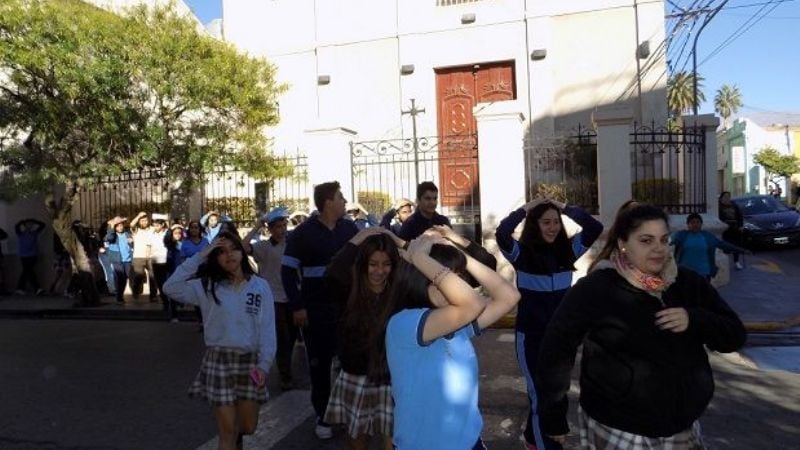 Positivo simulacro de evacuación en el Colegio del Carmen