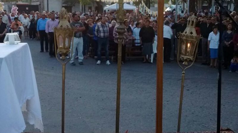 Una multitud participa de las festividades de San Roque
