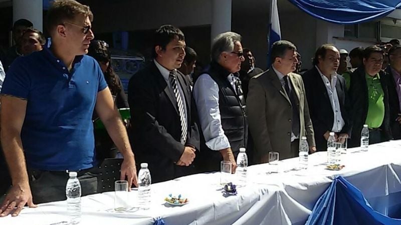 Funcionarios provinciales junto a Fantino y Barrionuevo en Tinogasta