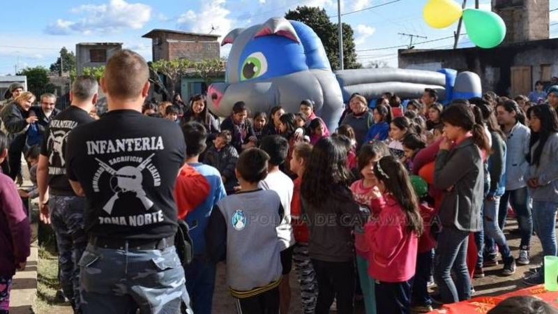 Festejos por el día del niño en la base del Grupo de Infantería