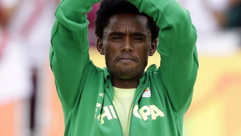 Ganó una medalla en la maratón, pero ahora teme por su vida