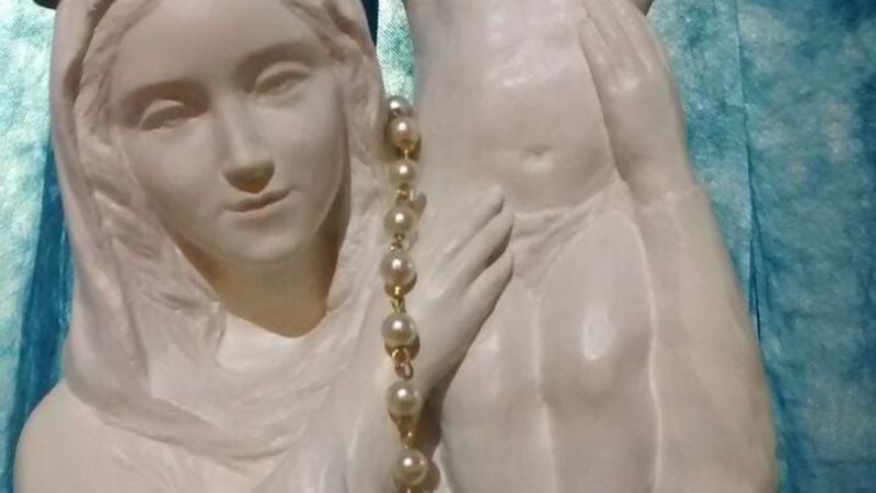 Emotiva ceremonia de coronación de la imagen de la Virgen en Achachay