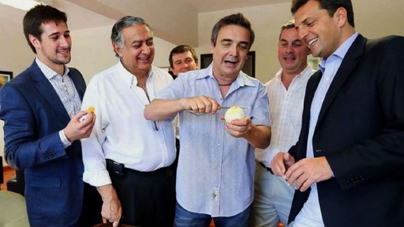 Coqueteos con Massa con miras a las legislativas de 2017