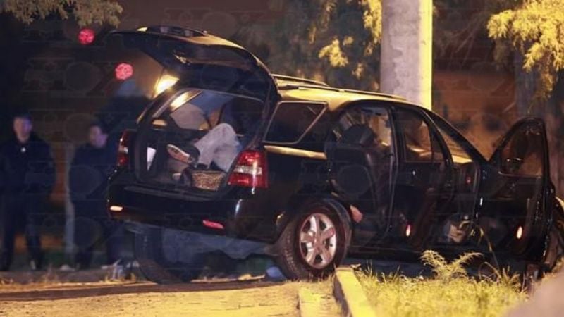 Apareció asesinada una pareja dentro de un auto