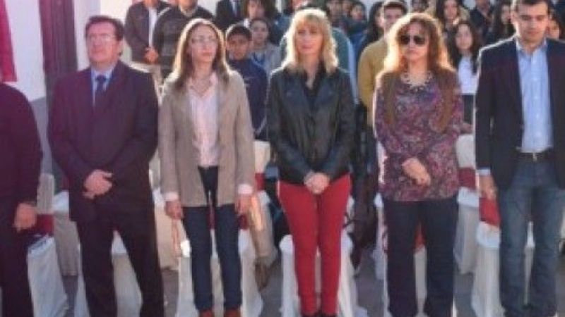 Olimpiadas de Historia en la escuela Miguel Cané