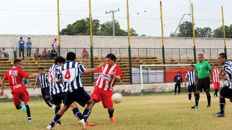 Estudiantes-Ferro y CAI-Policial, por la 3ra. en Capital