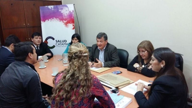 Apertura de sobres de licitación para la compra medicamentos