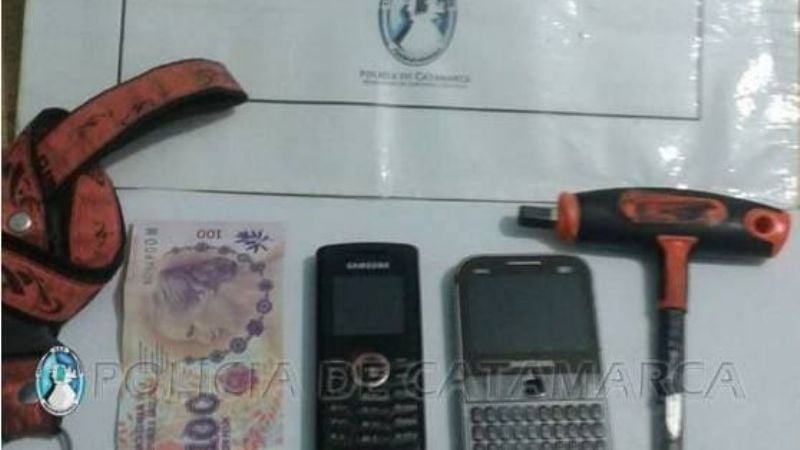 En persecución, ladrones atacaron a policías