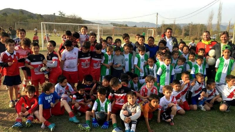 La Escuela de Fútbol La Banda hizo su tradicional festejo del Día del Niño