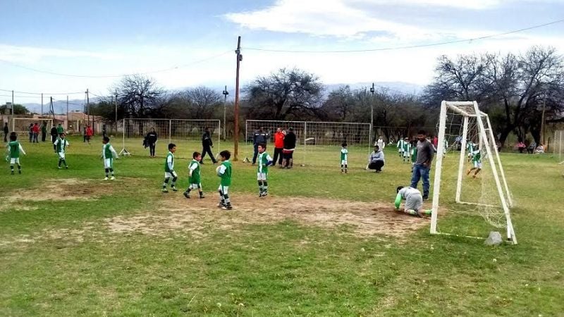 La Escuela de Fútbol La Banda hizo su tradicional festejo del Día del Niño