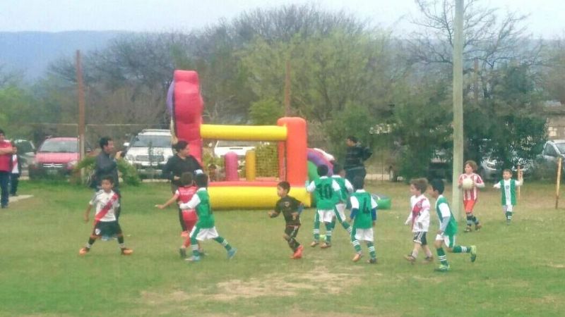 La Escuela de Fútbol La Banda hizo su tradicional festejo del Día del Niño