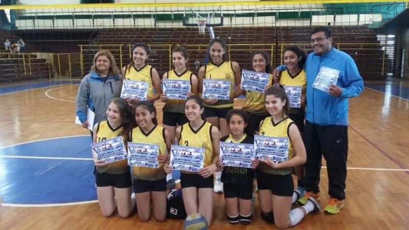 Los clasificados a los “Evita” del vóley, basquet y bádminton