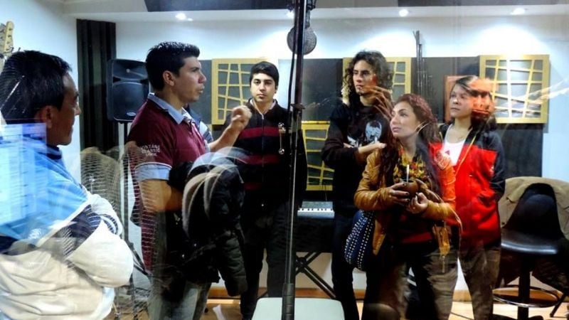 Alumnos del ISAC visitaron el Estudio de Grabación de la Vicegobernación