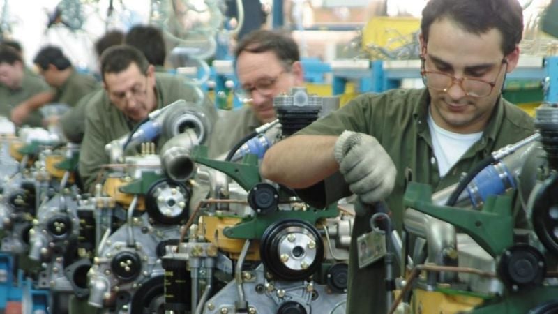 Oficial: hubo 115.281 empleos privados menos en el primer semestre