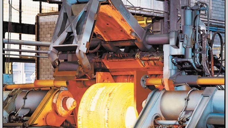 Según FIEL, la producción industrial cayó 7,4% en julio