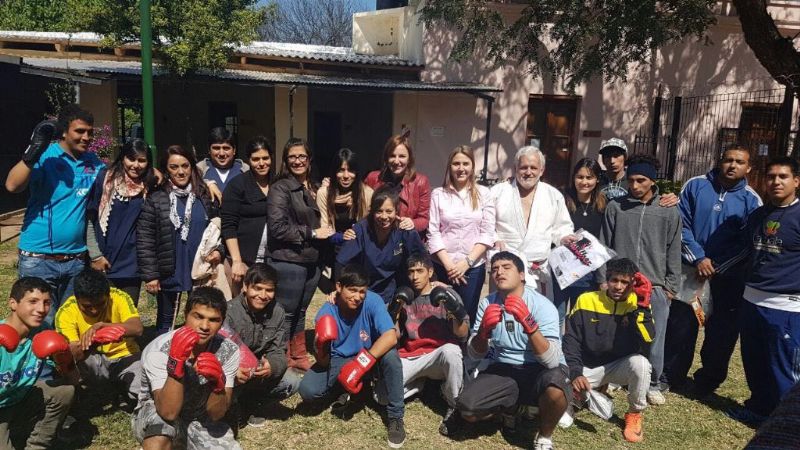 Funcionaria nacional visitó La Sala