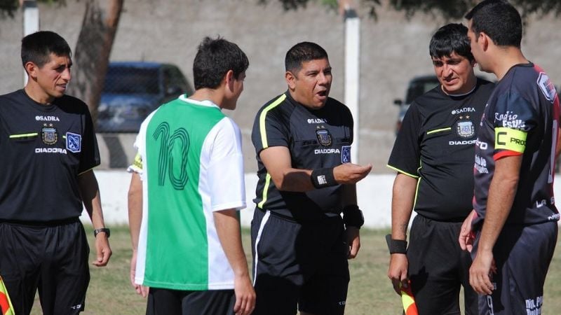 Empate en “0” entre Defensores de Esquiú y Los Sureños