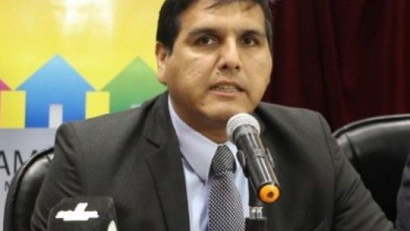 Buscan evitar las designaciones masivas en los cambios de Gobiernos