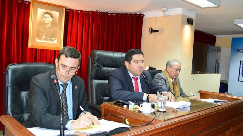 Sanción definitiva para imponer el nombre de “Gobernador Crisanto Gómez” a la Escuela Primaria N°196