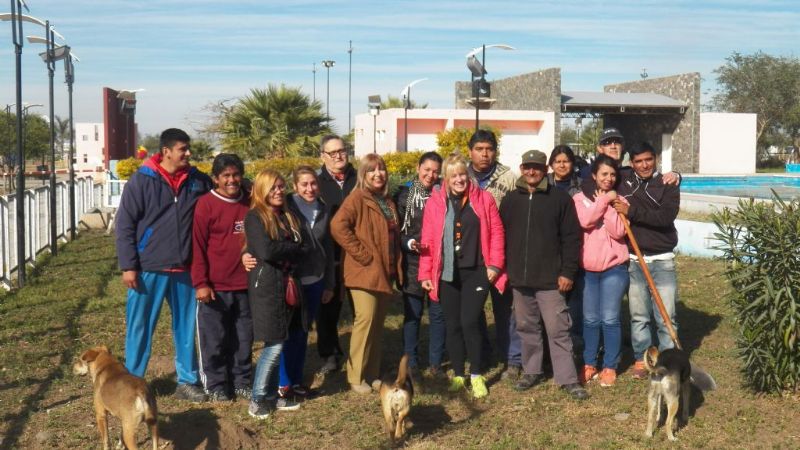 Continúan tareas en polideportivos