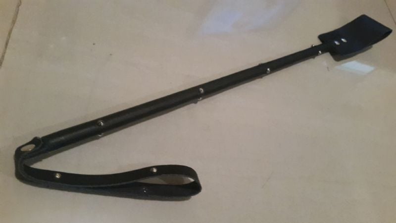 Aprehendieron a un hombre propinar latigazos a policías