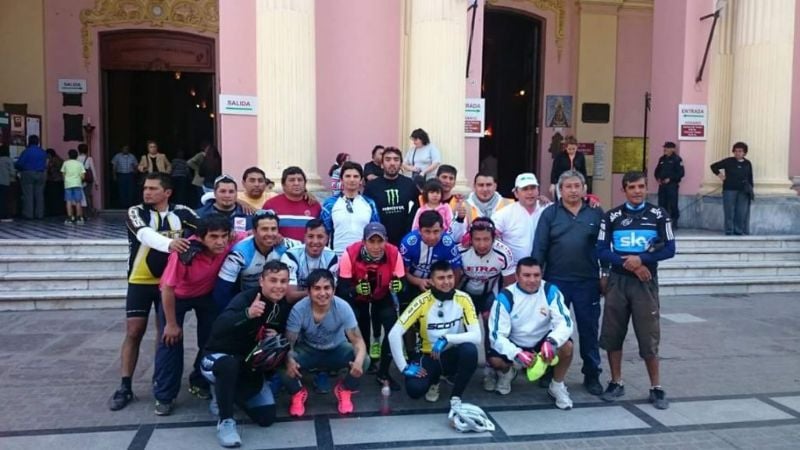 Como todos los años, cientos de santamarianos peregrinan hacia Salta